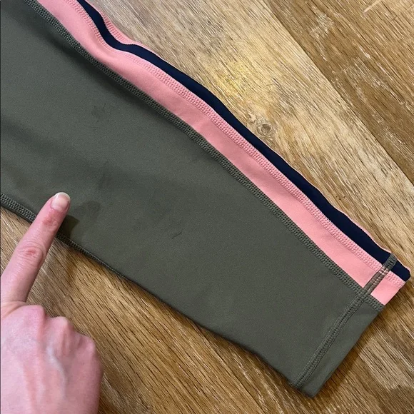 The Upside Papillon High-Rise Striped Leggings Olive Green Women's 10 EUC - Picture 15 of 16